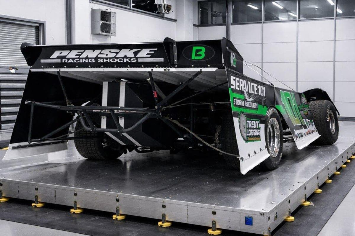 #101 Service 101 Car Wrap