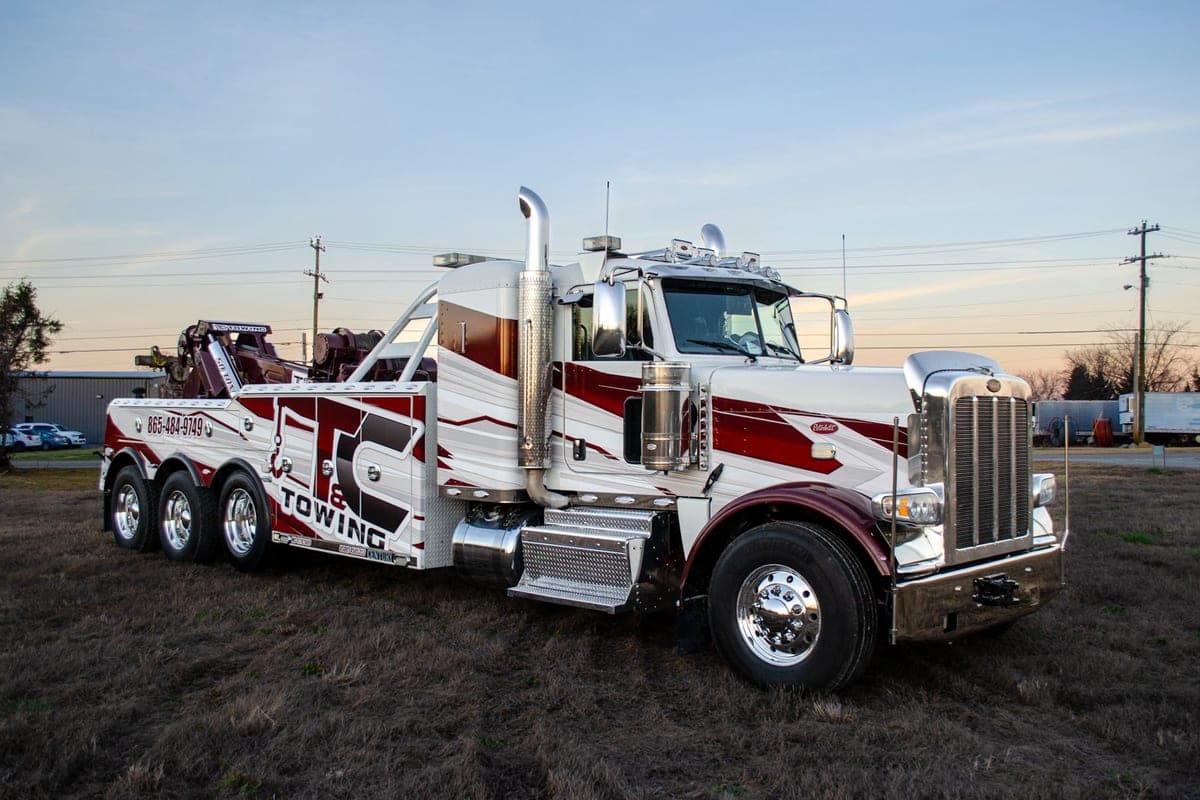 T&C Towing Truck Wrap